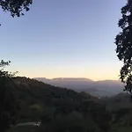 Encinas Willa